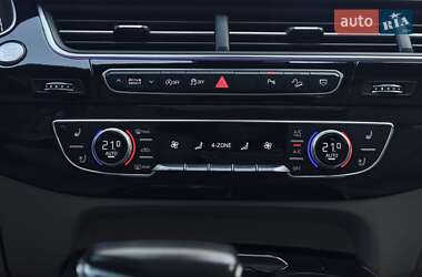 Внедорожник / Кроссовер Audi Q7 2017 в 