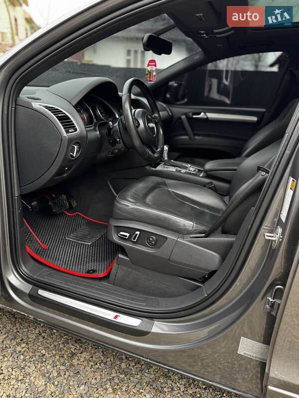 Внедорожник / Кроссовер Audi Q7 2012 в Яремче