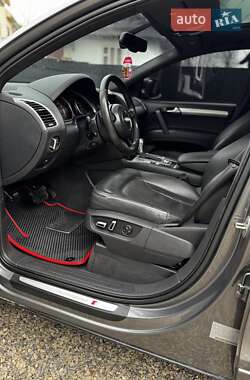Внедорожник / Кроссовер Audi Q7 2012 в 