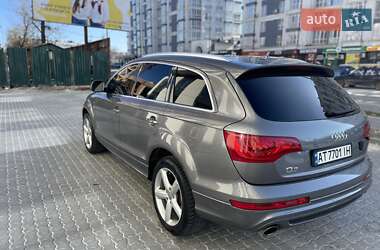 Внедорожник / Кроссовер Audi Q7 2012 в 