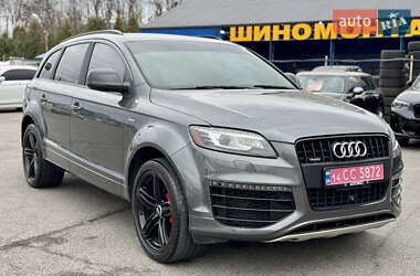 Внедорожник / Кроссовер Audi Q7 2015 в 