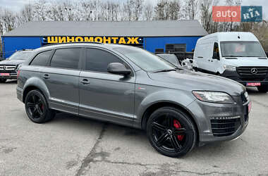 Внедорожник / Кроссовер Audi Q7 2015 в 