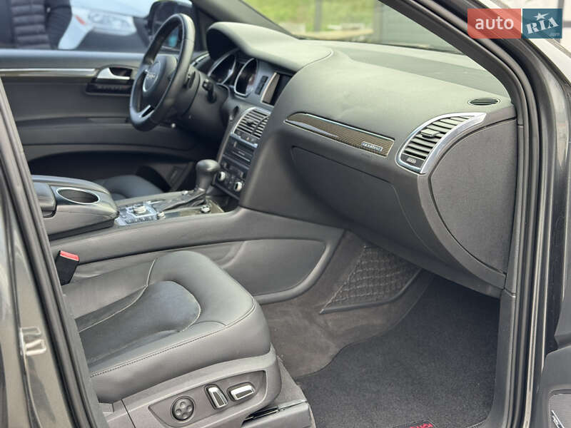 Внедорожник / Кроссовер Audi Q7 2015 в Львове