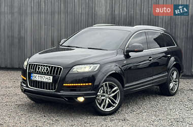 Внедорожник / Кроссовер Audi Q7 2013 в 