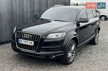 Внедорожник / Кроссовер Audi Q7 2013 в 