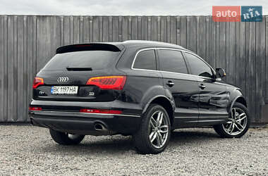 Внедорожник / Кроссовер Audi Q7 2013 в 