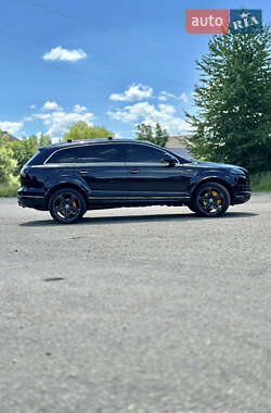Внедорожник / Кроссовер Audi Q7 2012 в 