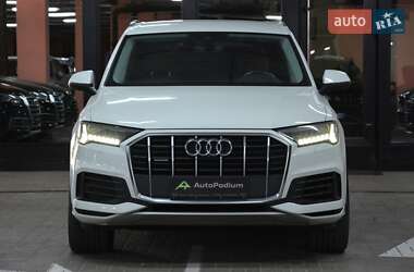 Внедорожник / Кроссовер Audi Q7 2020 в 