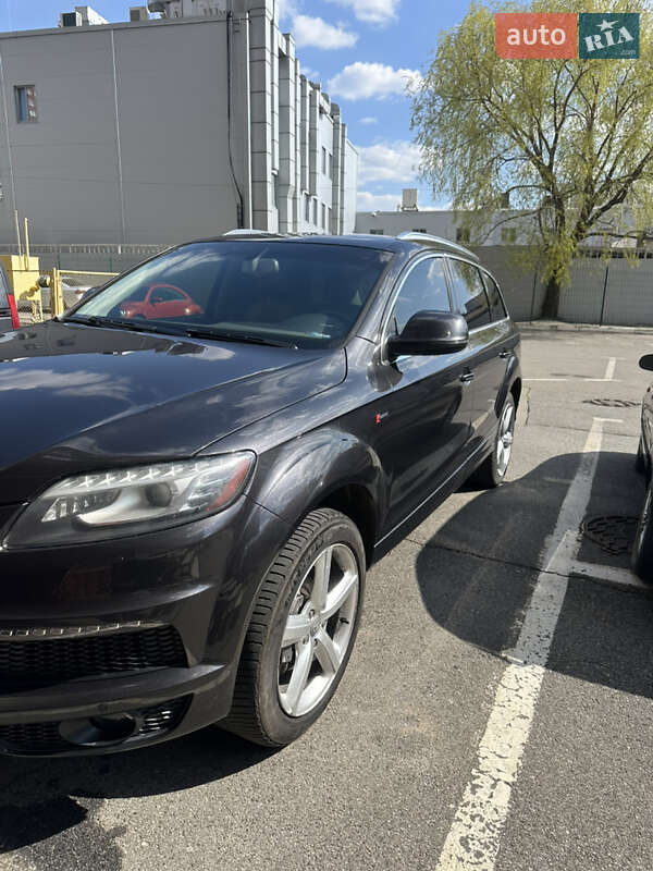 Внедорожник / Кроссовер Audi Q7 2014 в Харькове