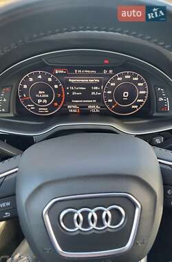 Внедорожник / Кроссовер Audi Q7 2019 в 