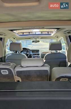 Внедорожник / Кроссовер Audi Q7 2011 в 