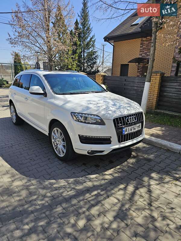 Audi Q7 2011