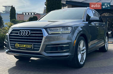 Позашляховик / Кросовер Audi Q7 2016 в 
