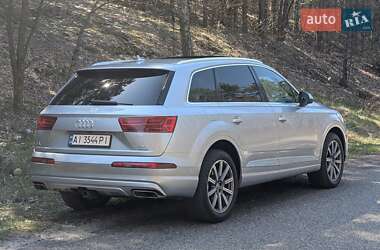 Внедорожник / Кроссовер Audi Q7 2018 в 