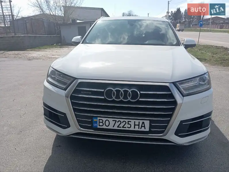 Audi Q7