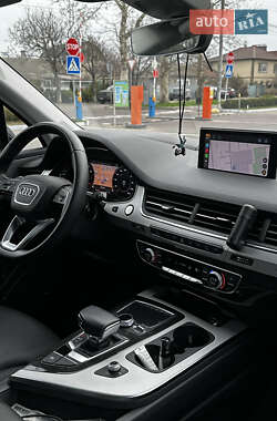Внедорожник / Кроссовер Audi Q7 2019 в 