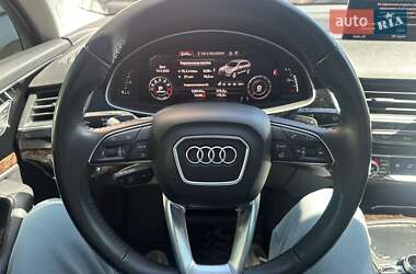 Внедорожник / Кроссовер Audi Q7 2017 в 