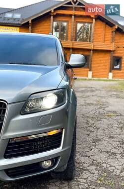 Внедорожник / Кроссовер Audi Q7 2008 в 
