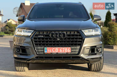 Внедорожник / Кроссовер Audi Q7 2018 в 