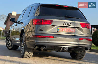 Внедорожник / Кроссовер Audi Q7 2018 в 
