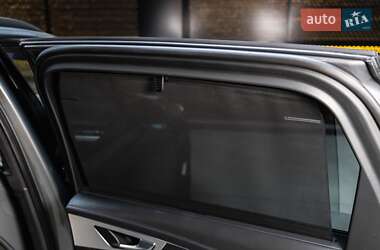 Внедорожник / Кроссовер Audi Q7 2017 в 