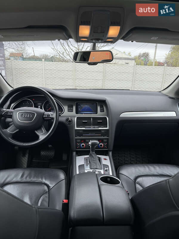 Внедорожник / Кроссовер Audi Q7 2015 в Дергачах