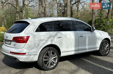 Внедорожник / Кроссовер Audi Q7 2012 в 