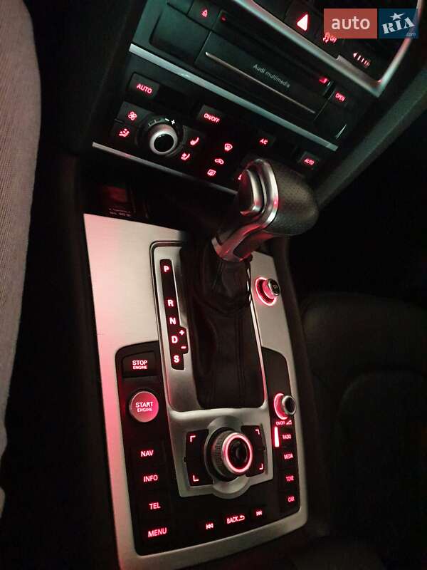 Внедорожник / Кроссовер Audi Q7 2015 в Тернополе