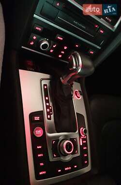 Внедорожник / Кроссовер Audi Q7 2015 в 
