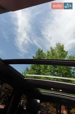 Внедорожник / Кроссовер Audi Q7 2015 в 
