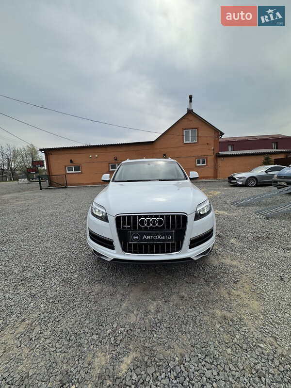 Внедорожник / Кроссовер Audi Q7 2015 в Дергачах