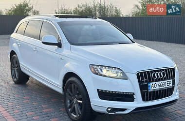 Внедорожник / Кроссовер Audi Q7 2013 в 