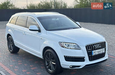 Внедорожник / Кроссовер Audi Q7 2013 в 