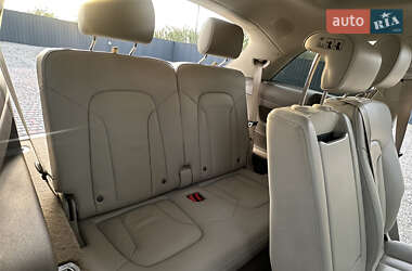 Внедорожник / Кроссовер Audi Q7 2013 в 