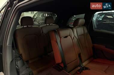 Внедорожник / Кроссовер Audi Q7 2025 в 