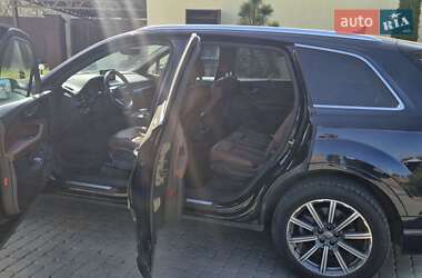 Позашляховик / Кросовер Audi Q7 2017 в 