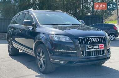 Внедорожник / Кроссовер Audi Q7 2013 в 