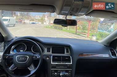 Внедорожник / Кроссовер Audi Q7 2013 в 