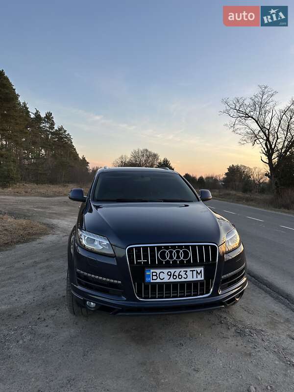 Внедорожник / Кроссовер Audi Q7 2014 в Золочеве