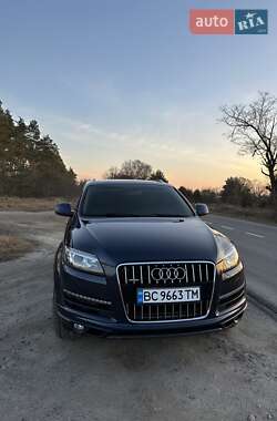 Внедорожник / Кроссовер Audi Q7 2014 в 