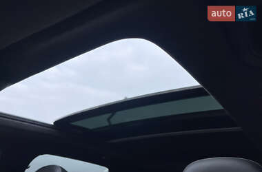 Внедорожник / Кроссовер Audi Q7 2015 в 