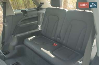 Позашляховик / Кросовер Audi Q7 2014 в 