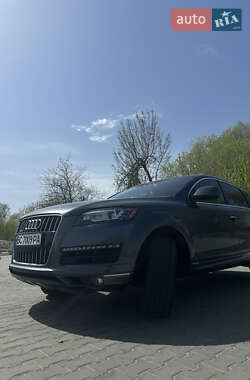 Внедорожник / Кроссовер Audi Q7 2014 в 