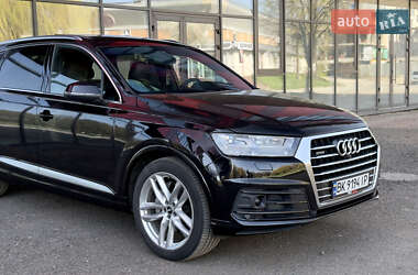 Внедорожник / Кроссовер Audi Q7 2018 в 