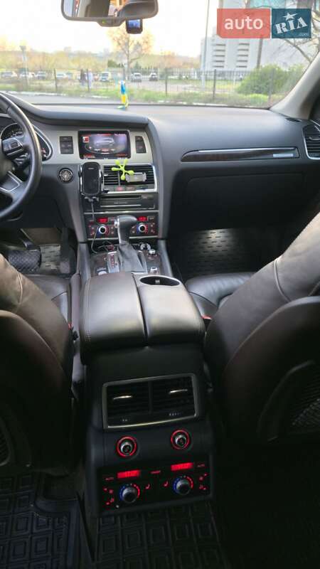 Внедорожник / Кроссовер Audi Q7 2013 в Киеве фото 6 Внедорожник / Кроссовер Audi Q7 2013 в Киеве