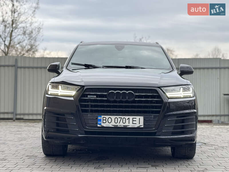 Внедорожник / Кроссовер Audi Q7 2015 в Тернополе