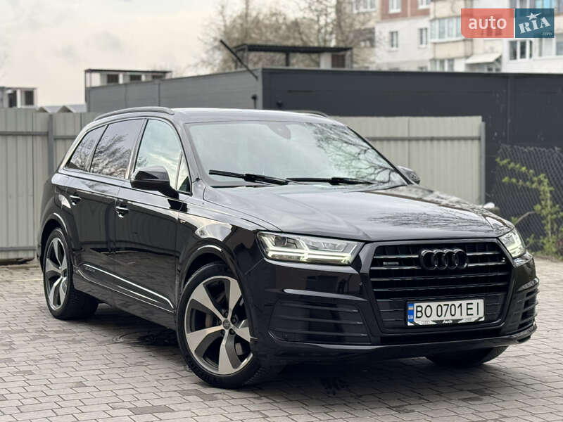 Внедорожник / Кроссовер Audi Q7 2015 в Тернополе