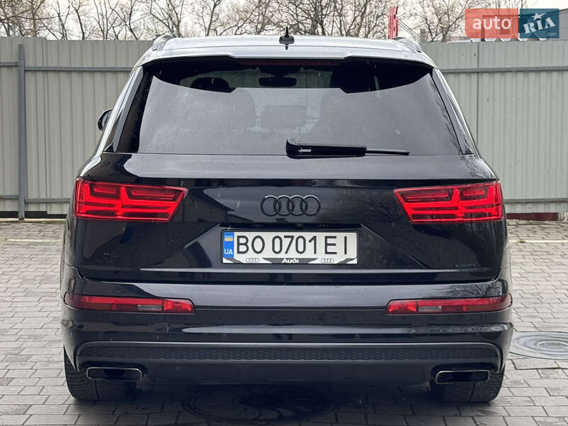 Внедорожник / Кроссовер Audi Q7 2015 в Тернополе
