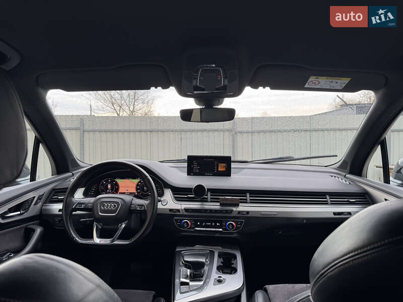 Внедорожник / Кроссовер Audi Q7 2015 в Тернополе