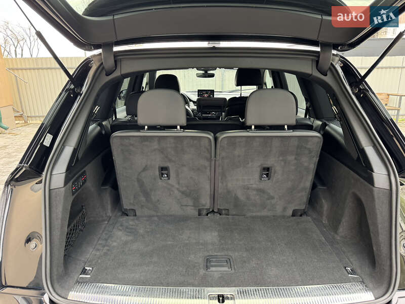 Внедорожник / Кроссовер Audi Q7 2015 в Тернополе